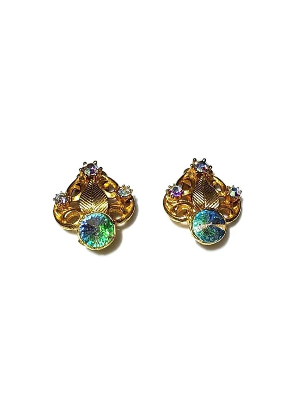 Vtg Gold Tone Iridescent AB Rhinestone Leaf Clip Ons Earrings Costume Jewelry